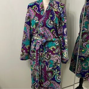 Vera Bradley Beautiful Plush Paisley Print Robe